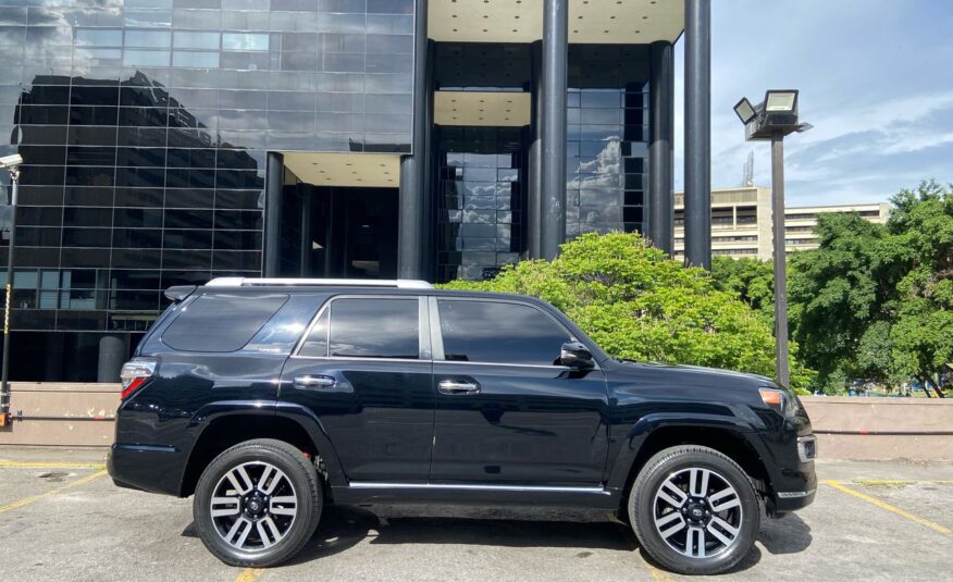 Toyota 4Runner Limited – Año 2022