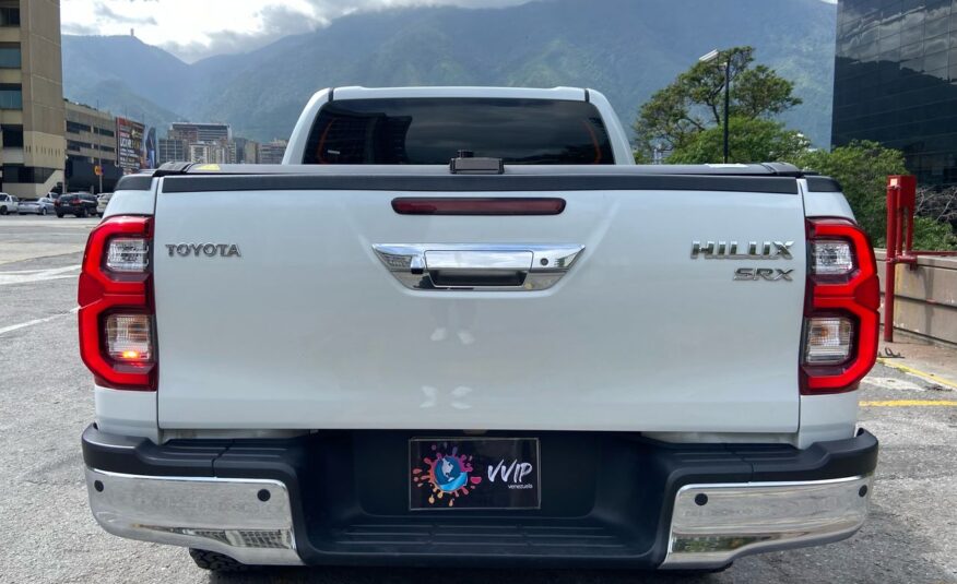 Toyota Hilux SRX – Año 2024