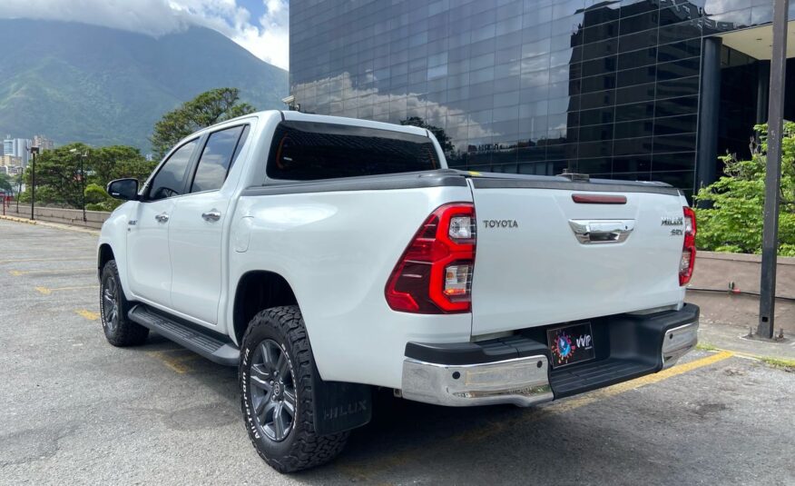 Toyota Hilux SRX – Año 2024