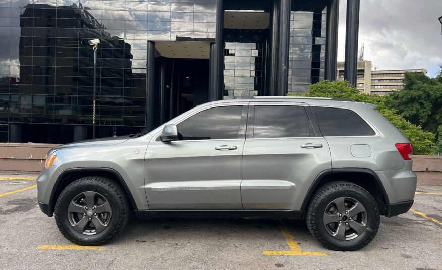 Jeep Grand Cherokee Laredo Blindada – Año 2011
