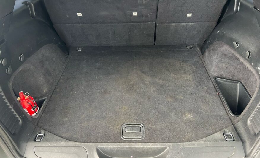 Jeep Grand Cherokee Laredo Blindada – Año 2011