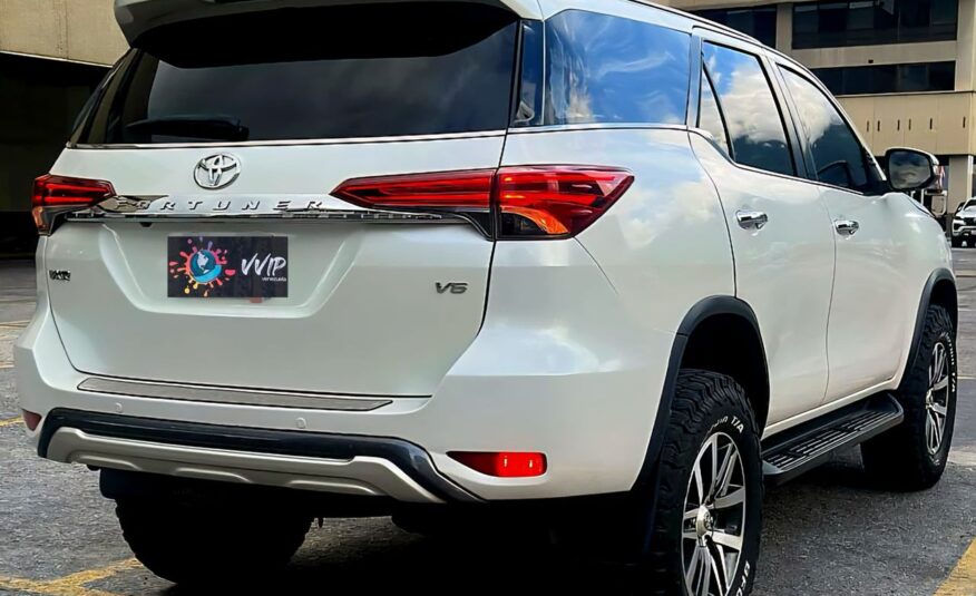 Toyota Fortuner VXR Blindada – Año 2016