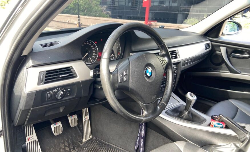 BMW 325I – Año 2008