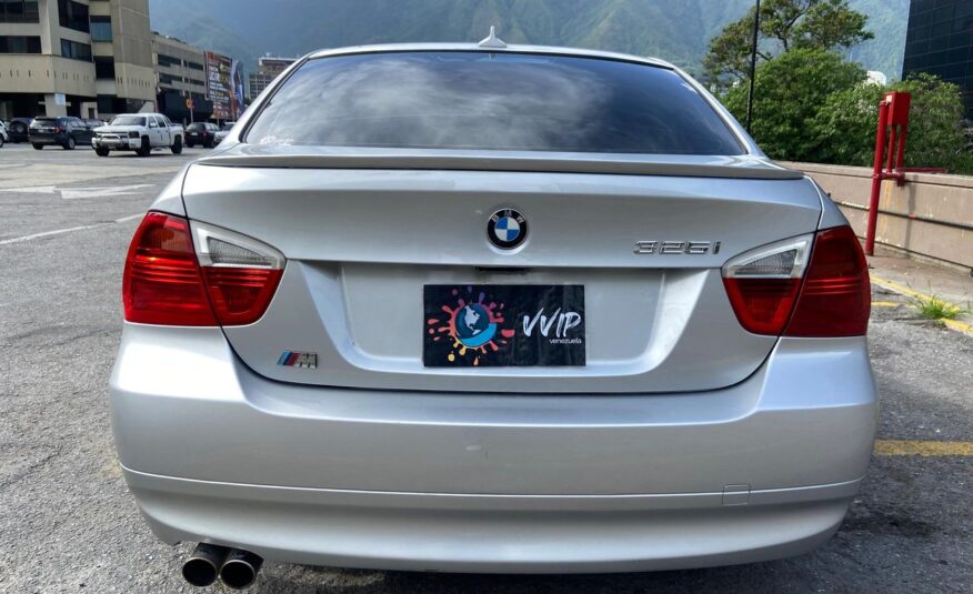 BMW 325I – Año 2008