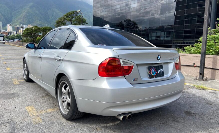 BMW 325I – Año 2008