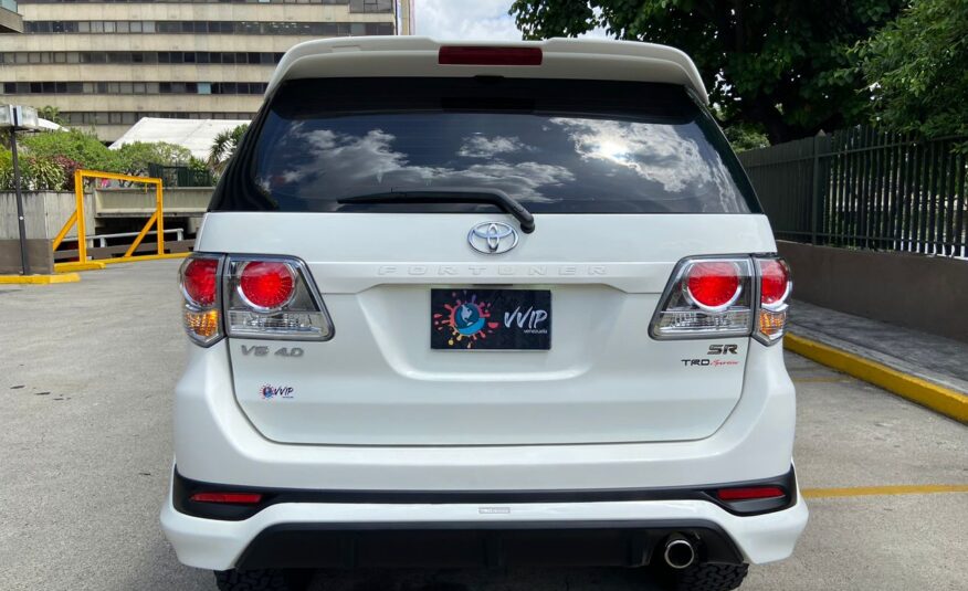 Toyota Fortuner Sportivo – Año 2019