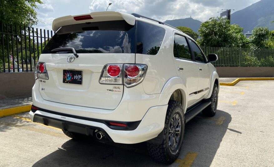 Toyota Fortuner Sportivo – Año 2019