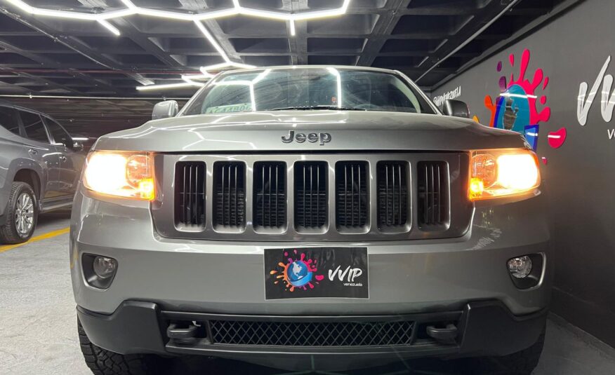 Jeep Grand Cherokee Laredo Blindada – Año 2011