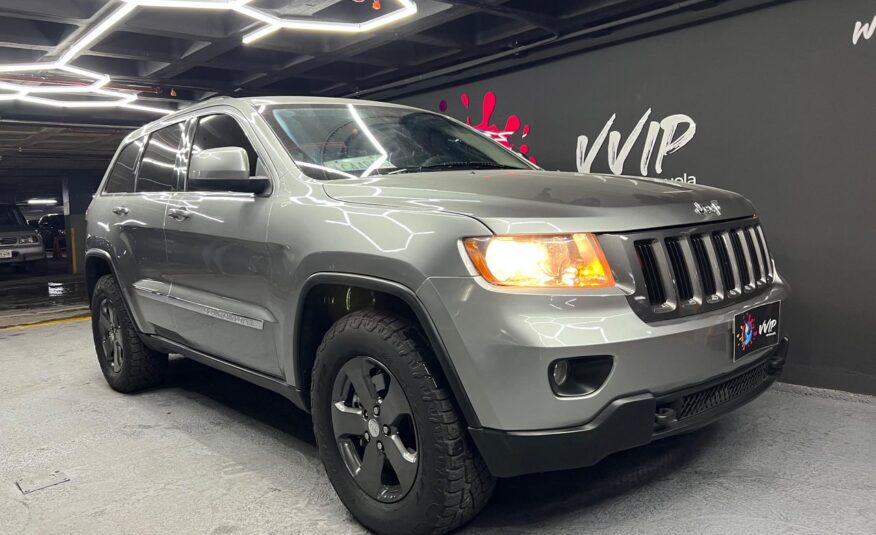 Jeep Grand Cherokee Laredo Blindada – Año 2011