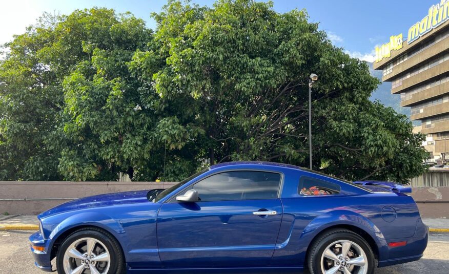 Ford Mustang – Año 2007