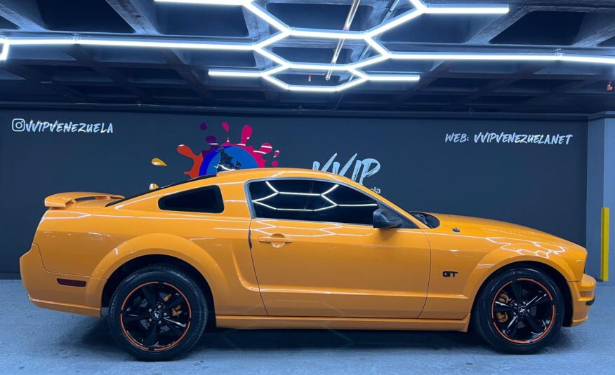 Ford Mustang – Año 2008