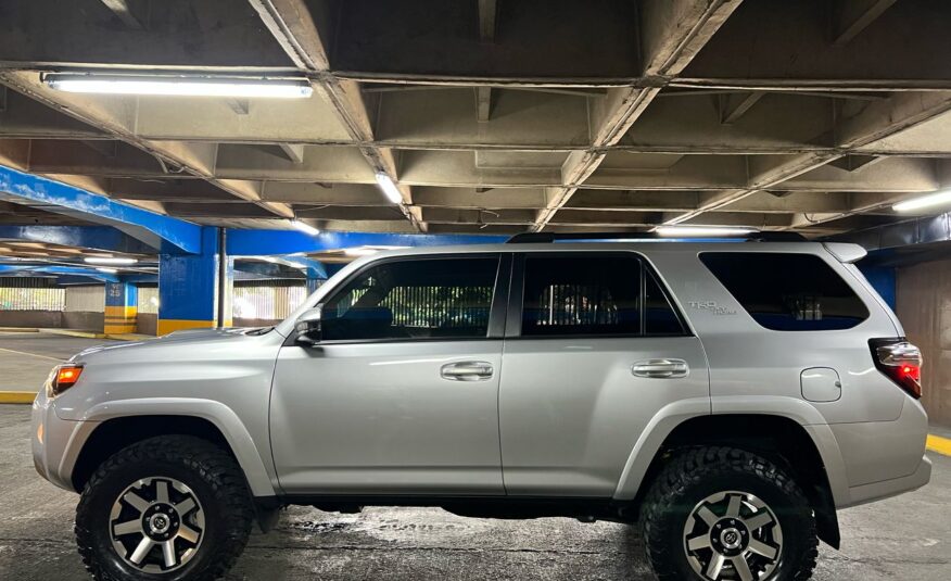Toyota 4Runner TRD Off Road – Año 2020