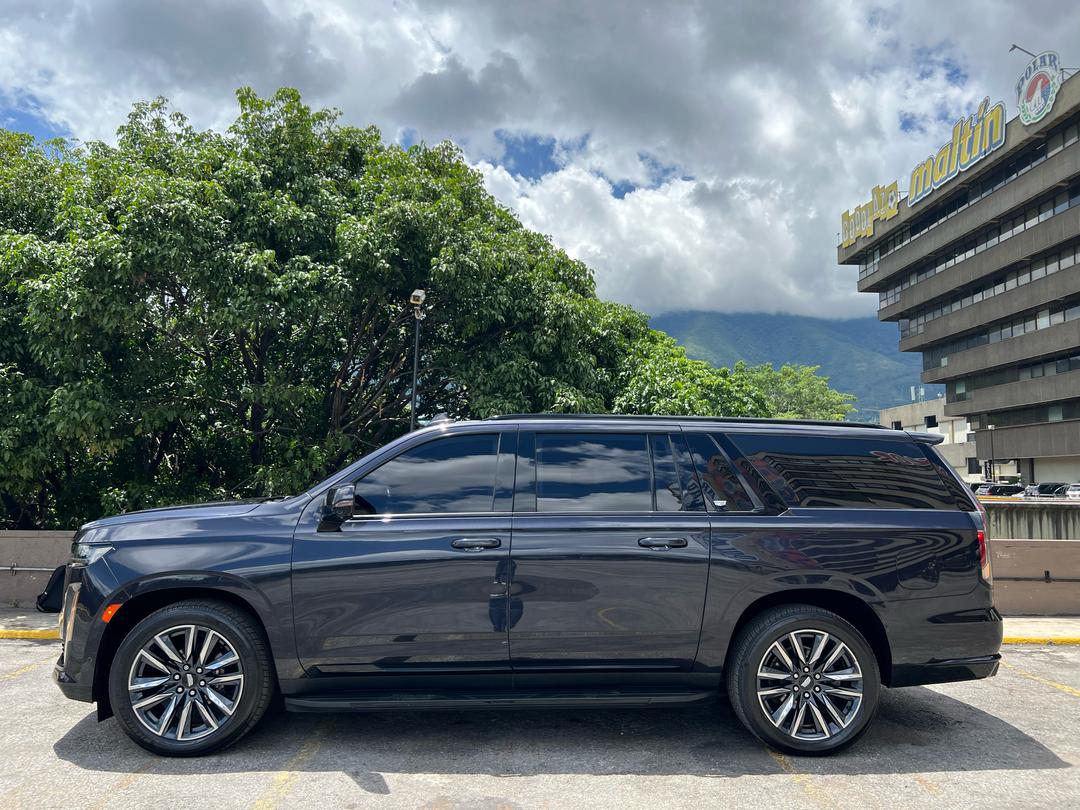 Cadillac Escalade 600 – Año 2023