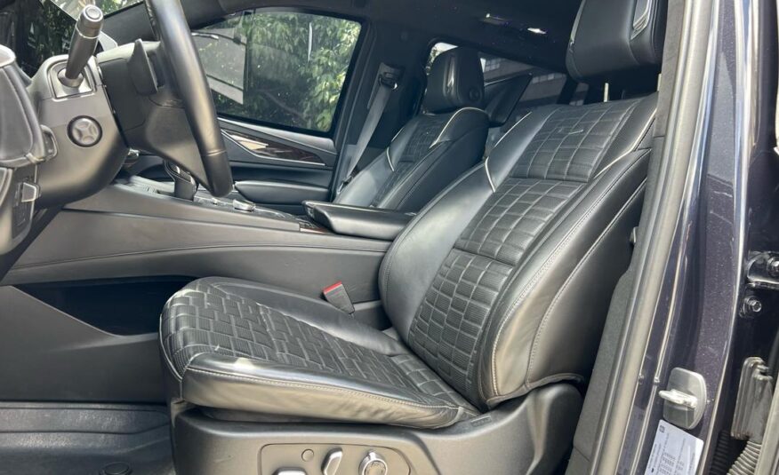 Cadillac Escalade 600 – Año 2023