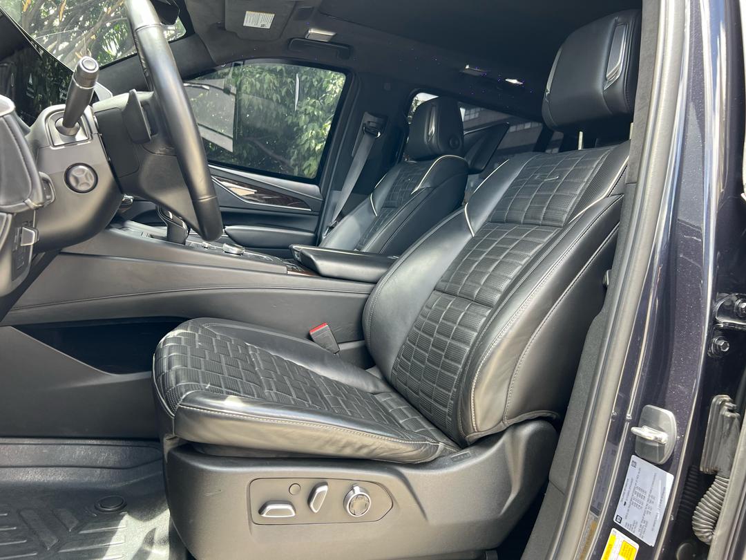 Cadillac Escalade 600 – Año 2023