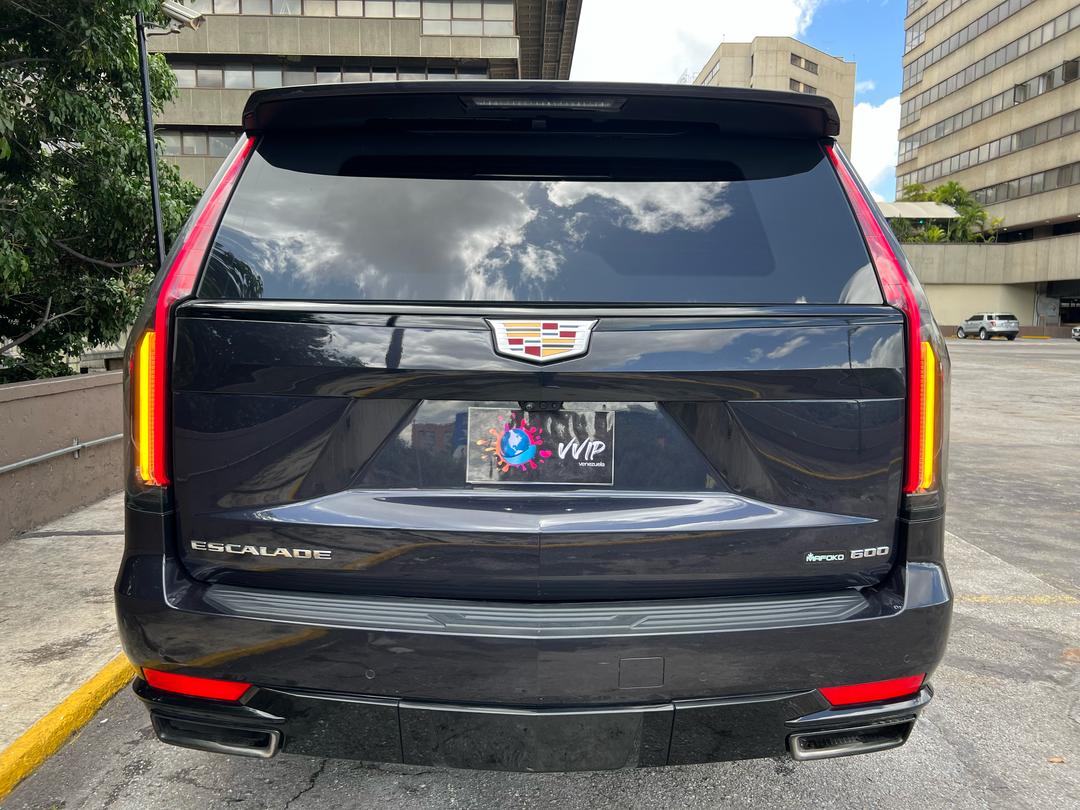 Cadillac Escalade 600 – Año 2023