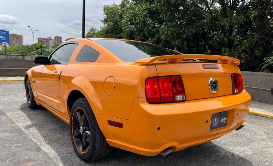 Ford Mustang – Año 2008