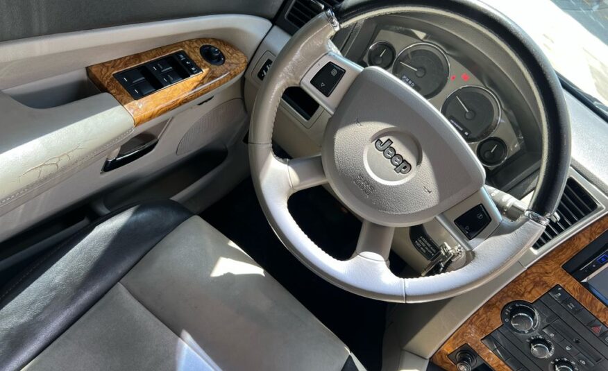 Jeep Grand Cherokee Limited Blindada Nivel III – Año 2010