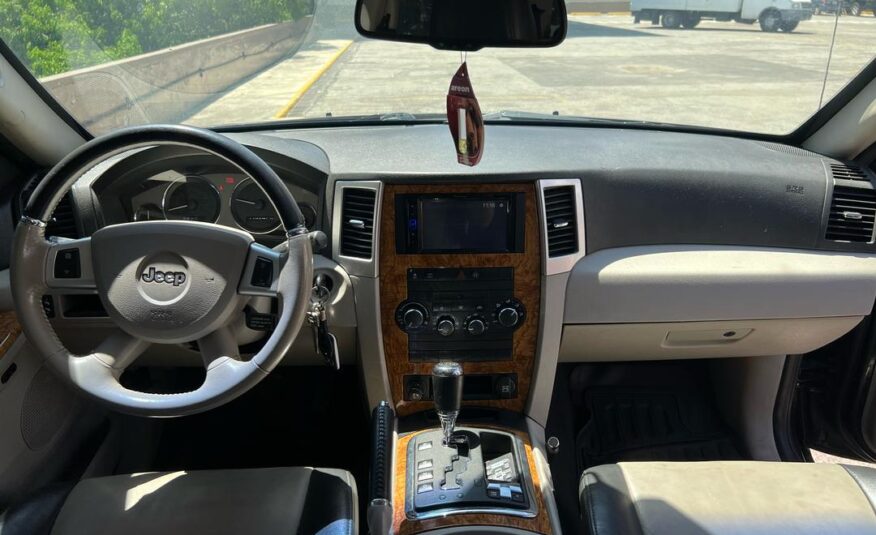 Jeep Grand Cherokee Limited Blindada Nivel III – Año 2010