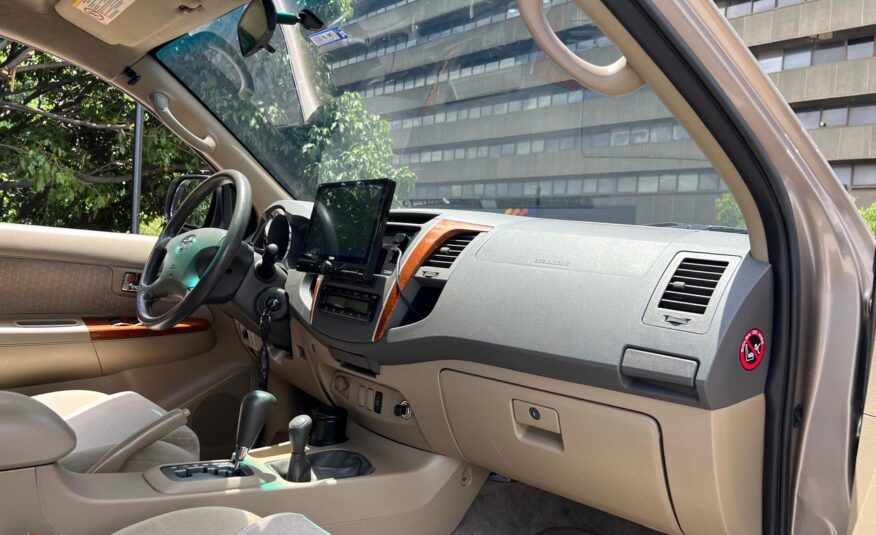 Toyota Fortuner – Año 2012