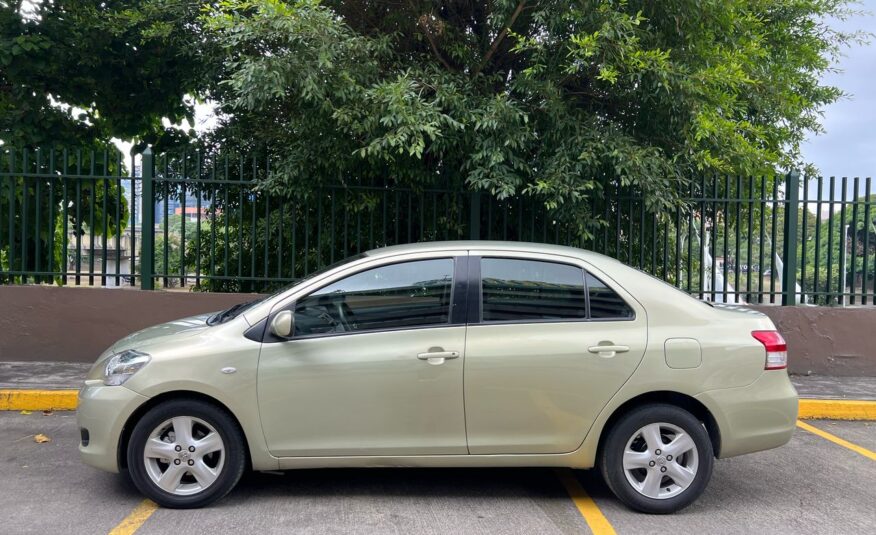 Toyota Yaris Belta – Año 2007