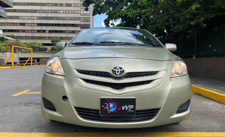 Toyota Yaris Belta – Año 2007