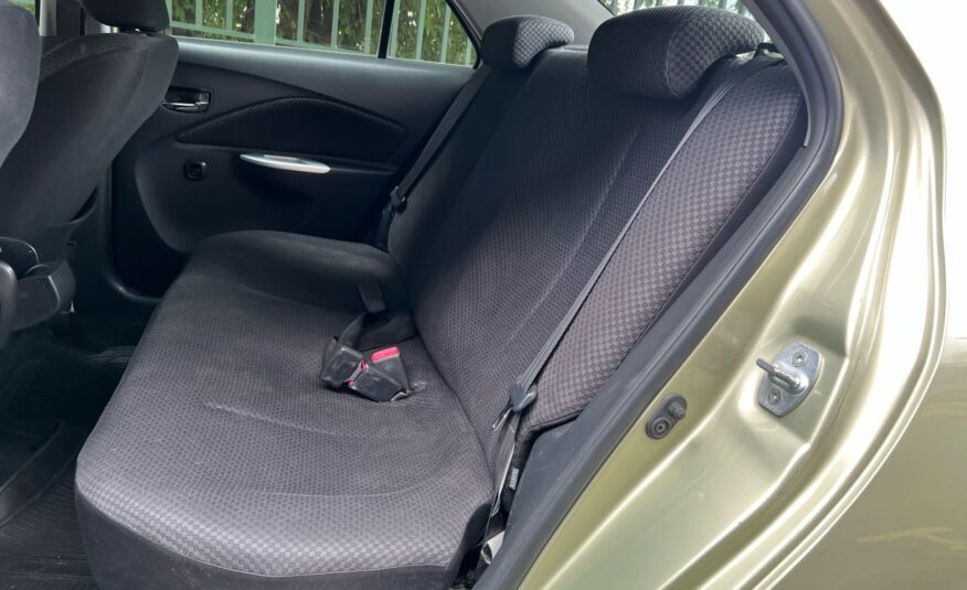 Toyota Yaris Belta – Año 2007