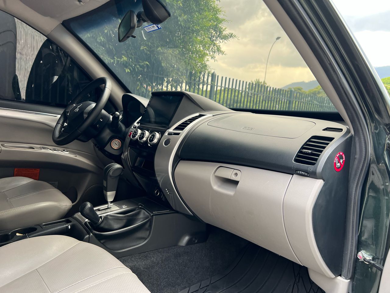 Mitsubishi Montero GLS Blindada Nivel III – Año 2015