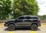 Toyota Fortuner VXR+ V6 – Año 2020
