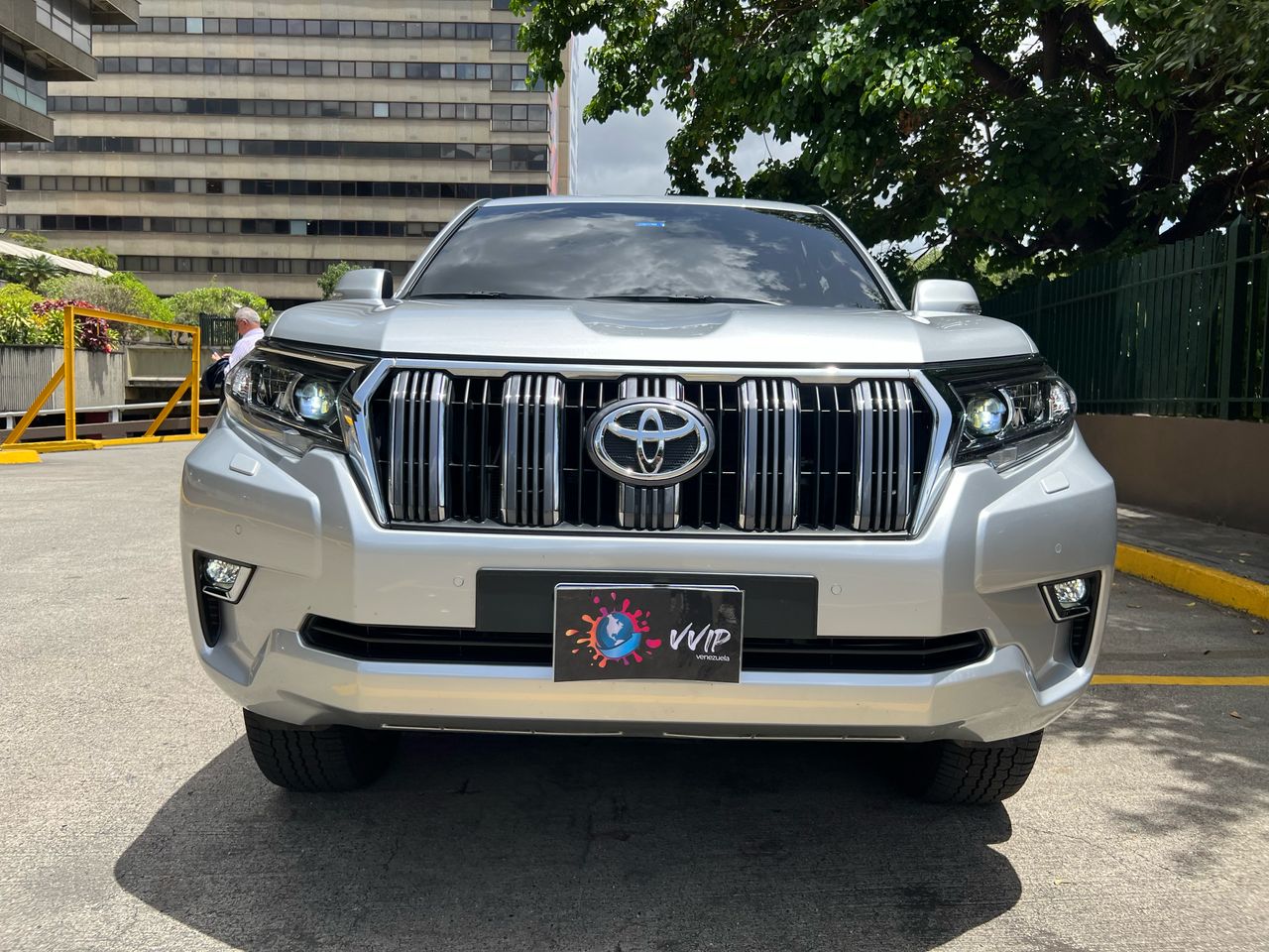 Toyota Prado VX – Año 2024