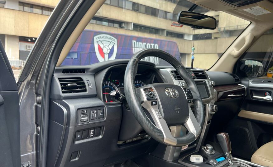 Toyota 4Runner Limited – Año 2016