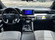 Toyota 4Runner SR5 – Año 2025
