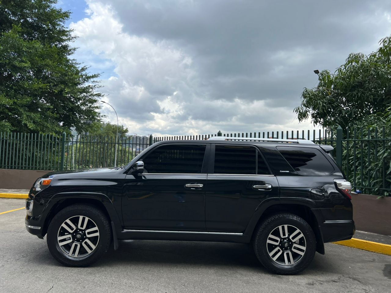 Toyota 4Runner Limited – Año 2018