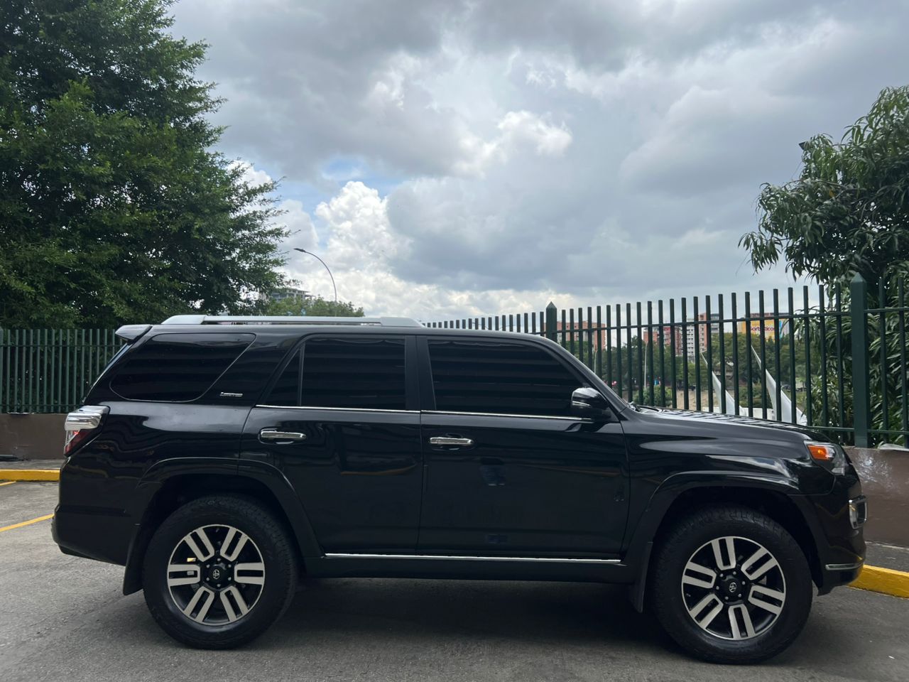 Toyota 4Runner Limited – Año 2018