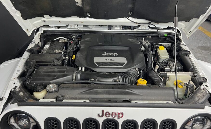Jeep Rubicon Sahara – Año 2017