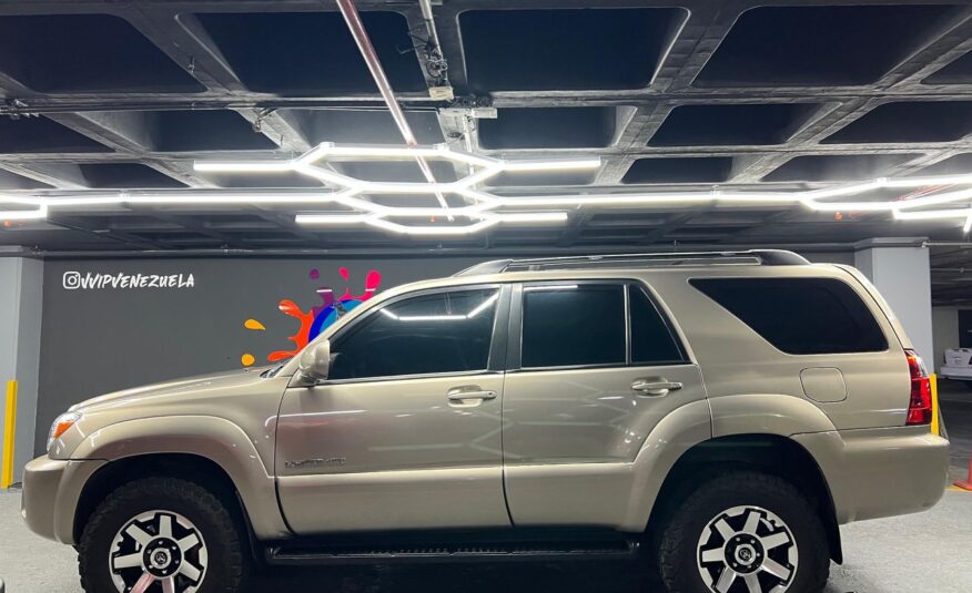 Toyota 4Runner Limited Blindada Nivel III Plus – Año 2007