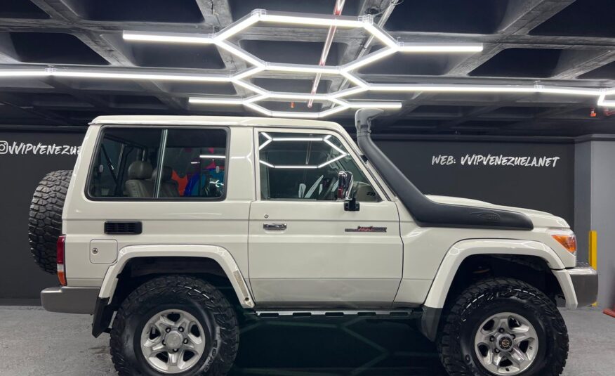 Toyota Machito LX V6 – Año 2016