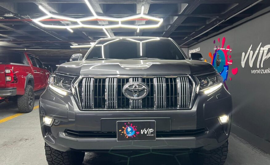 Toyota Prado VX – Año 2023