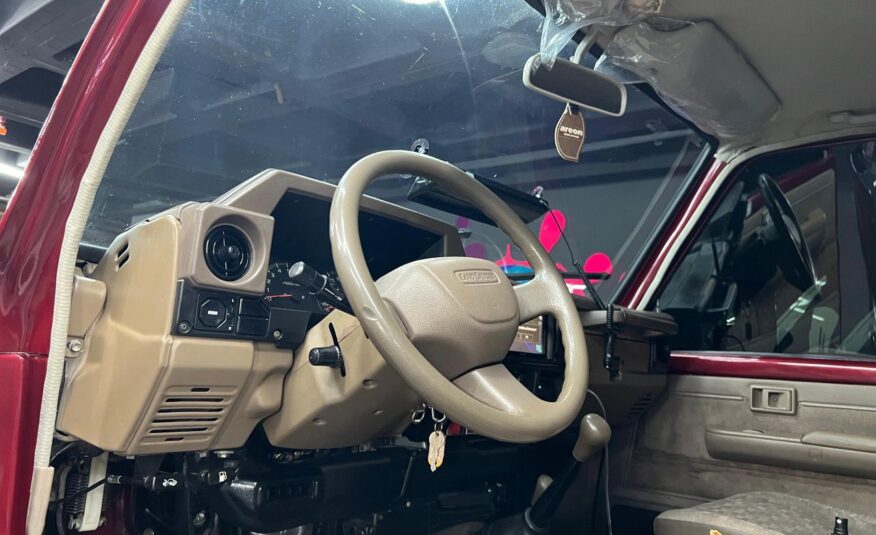 Toyota Machito 4.5 – Año 2005