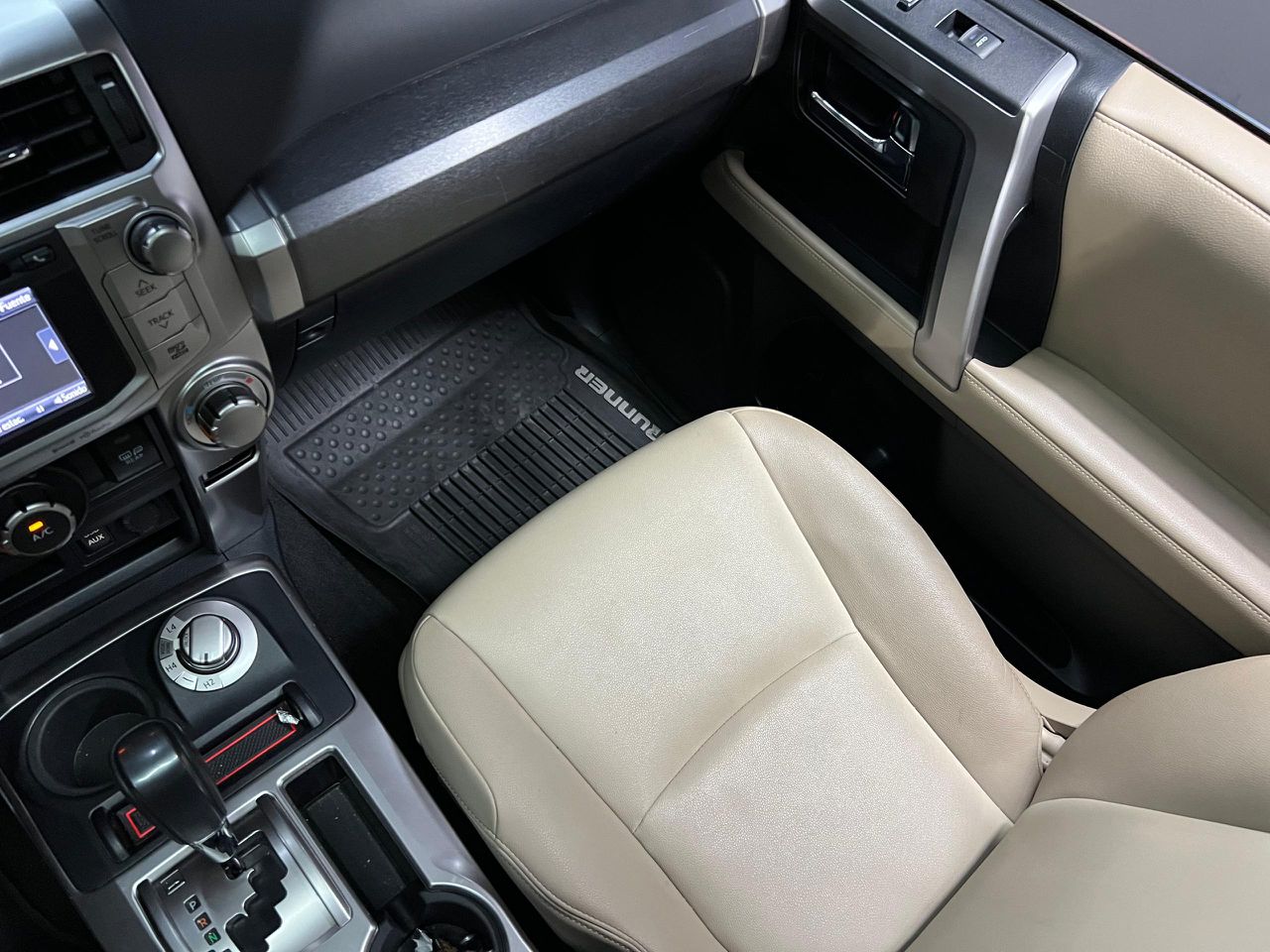 Toyota 4Runner SR5 – Año 2019