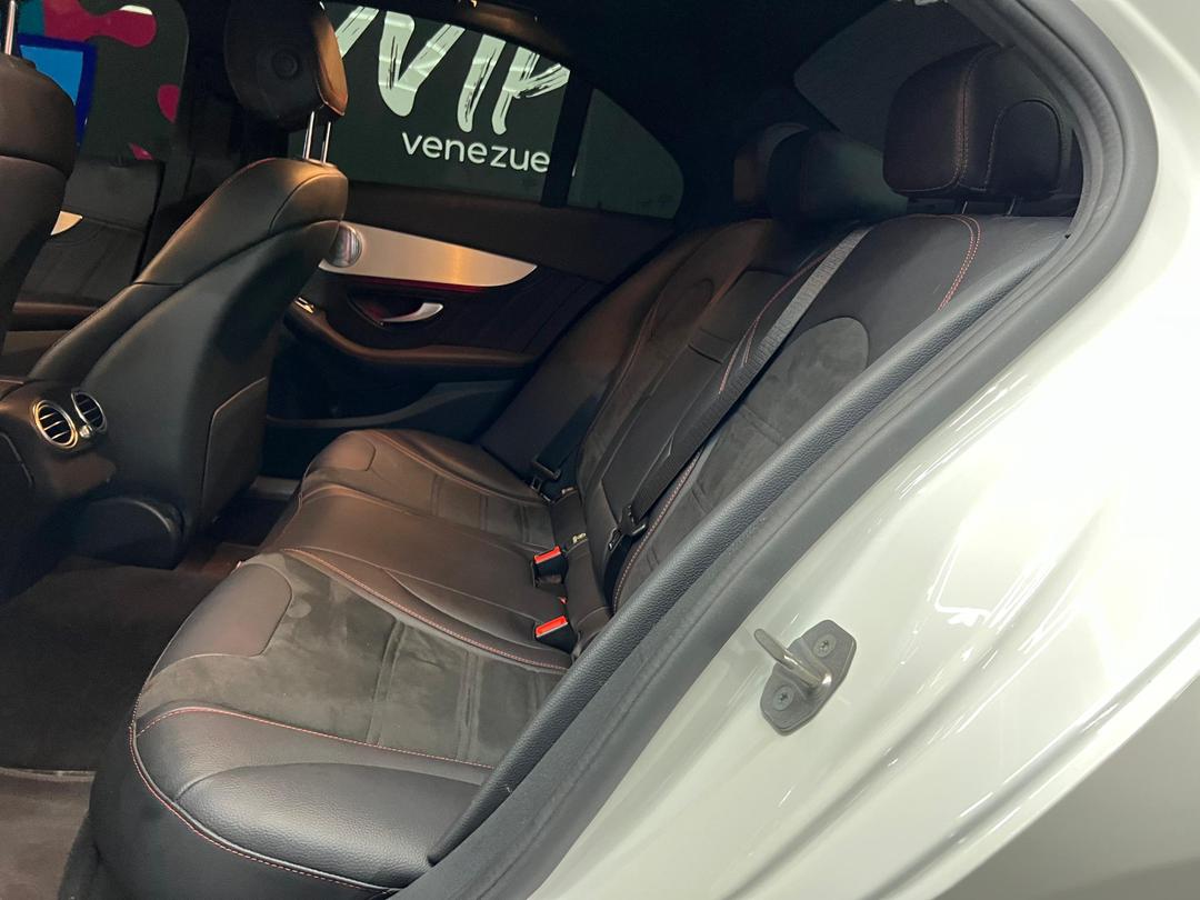 Mercedes Benz C43 AMG – Año 2021