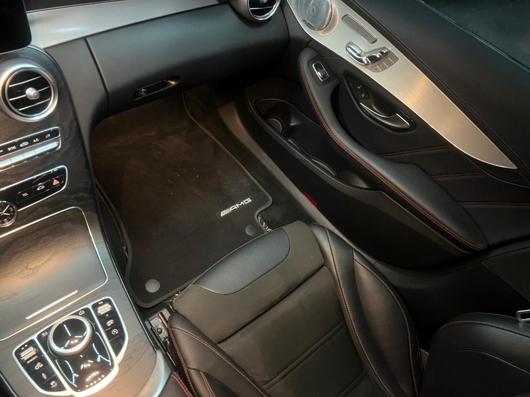 Mercedes Benz C43 AMG – Año 2021