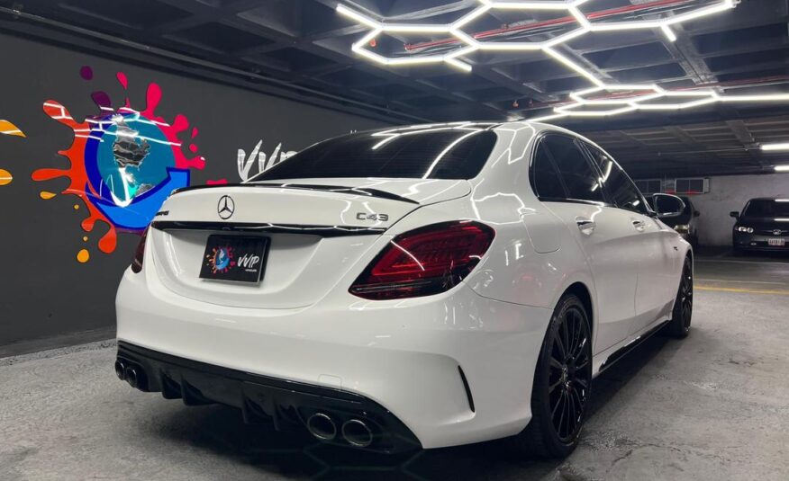 Mercedes Benz C43 AMG – Año 2021