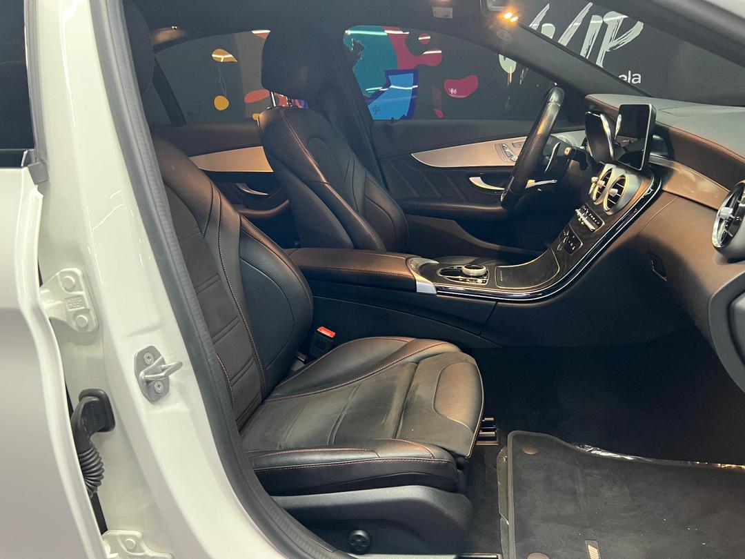 Mercedes Benz C43 AMG – Año 2021