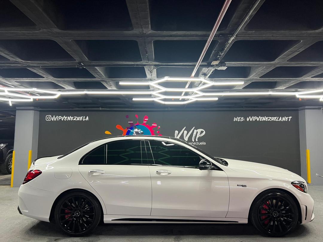 Mercedes Benz C43 AMG – Año 2021