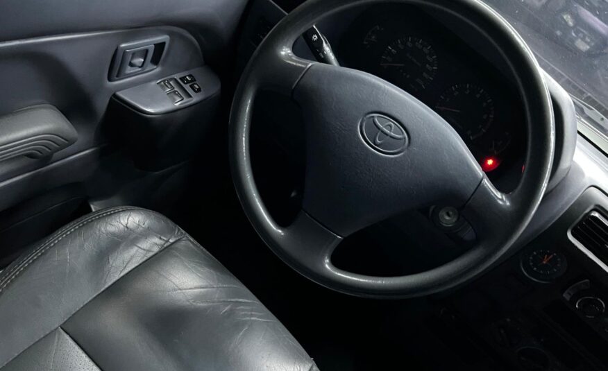 Toyota Meru – Año 2006