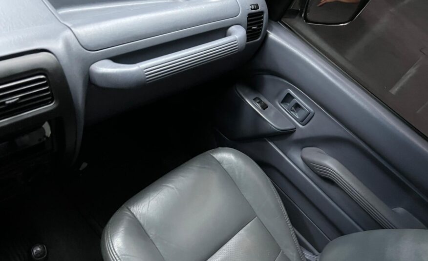 Toyota Meru – Año 2006