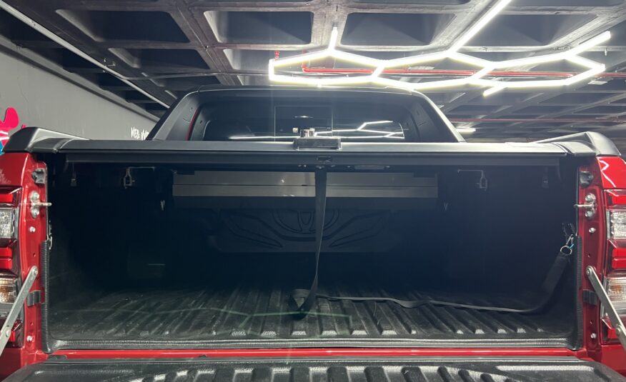 Toyota Hilux Adventure SR5 V6 4.0 – Año 2023