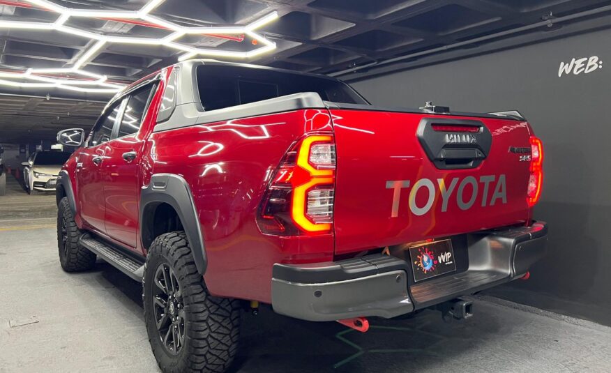 Toyota Hilux Adventure SR5 V6 4.0 – Año 2023