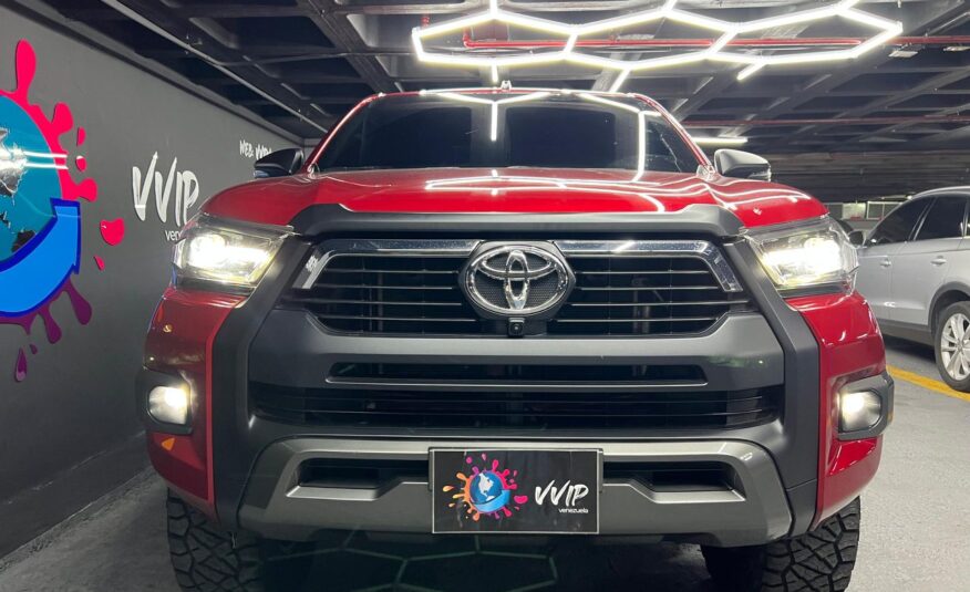 Toyota Hilux Adventure SR5 V6 4.0 – Año 2023